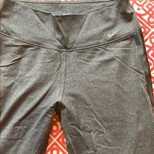 Nike leggings
